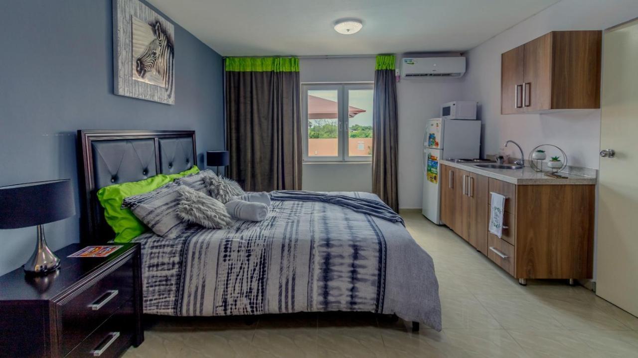 Omira Apartment Suites Willemstad Bagian luar foto