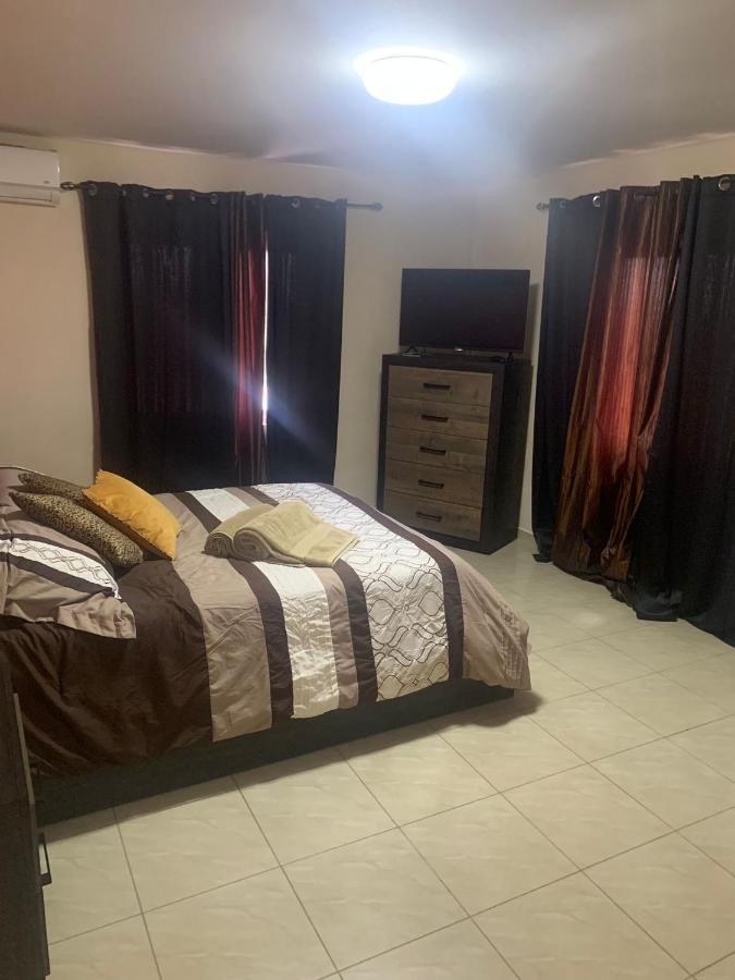 Omira Apartment Suites Willemstad Bagian luar foto